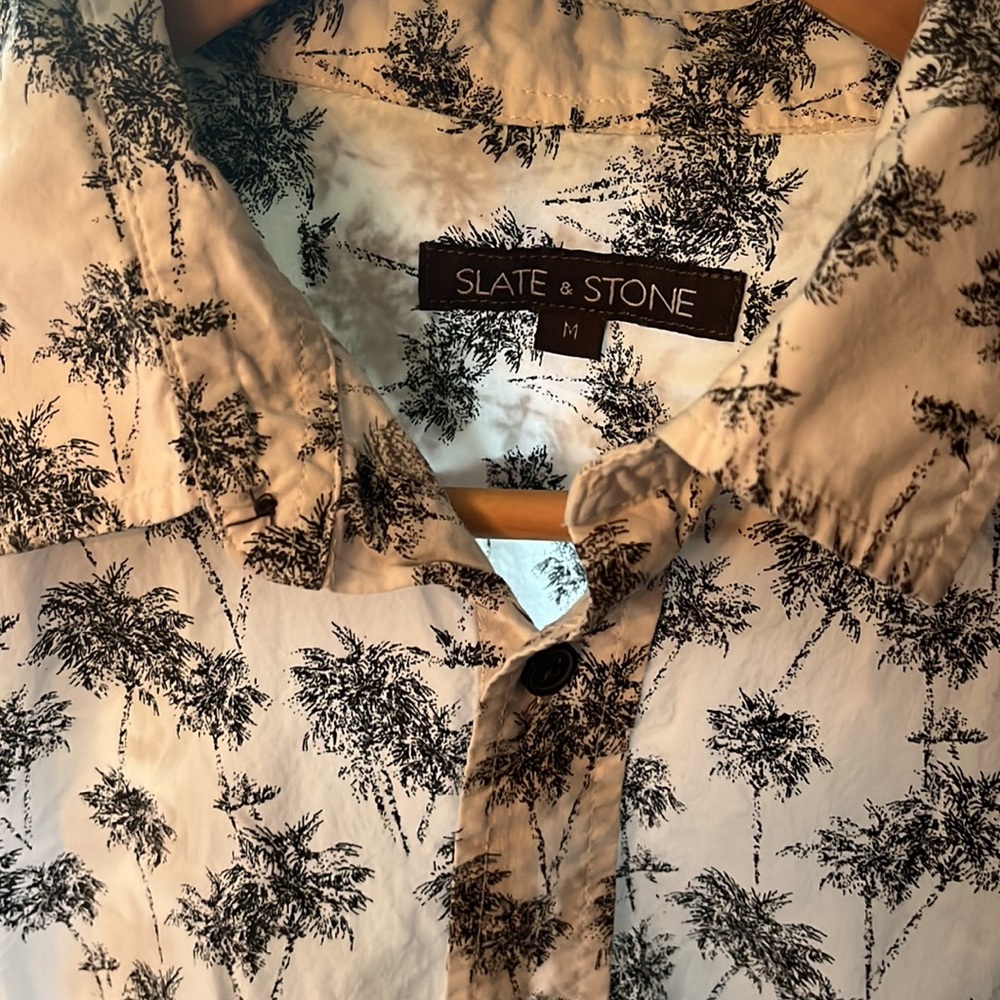 Button down shirt - Picture 2 of 3